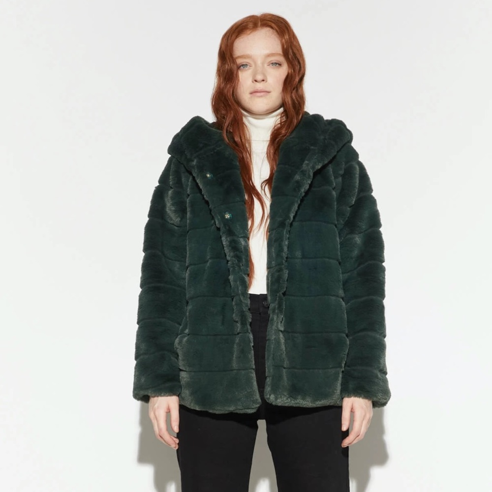 *NWT* APPARIS Goldie Jacket in Dark Green